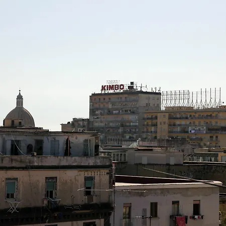 Elia Naples