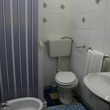 Elia Apartment